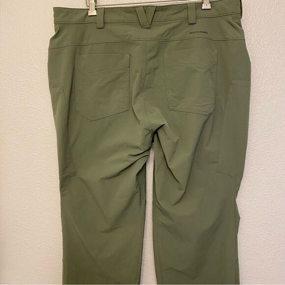 Duluth Trading Co Flexpedition Bootcut gorpcore woman’s plus Pants 75802 18W x31 - Picture 4 of 12